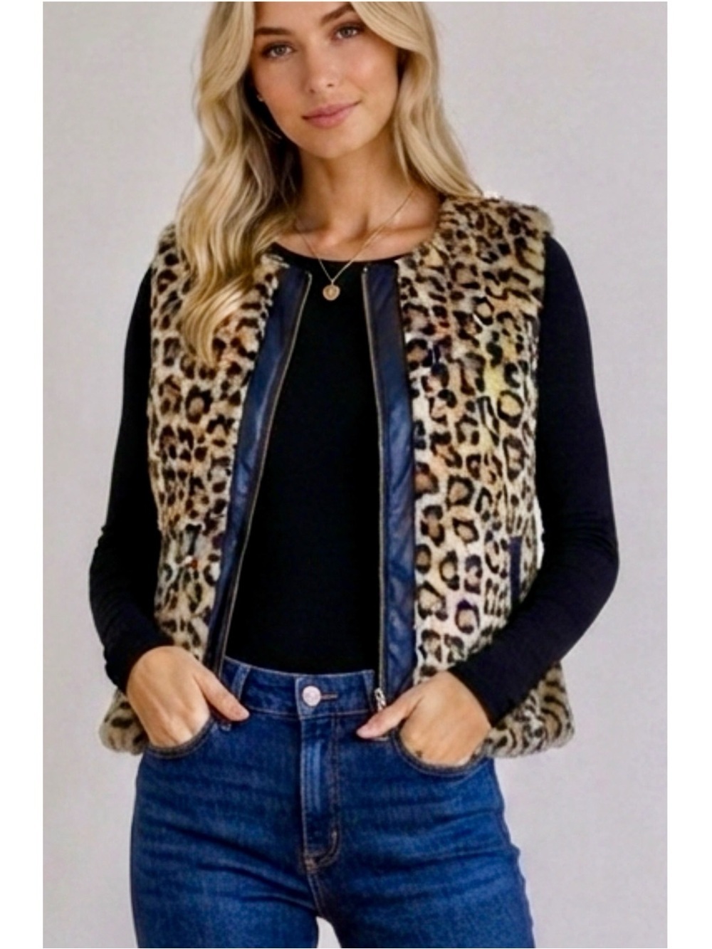 PROMESA Women’s Animal Print Vest Sz Small Full Zip Sleeveless Pockets Faux Fur